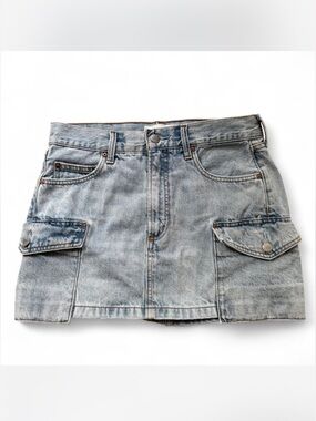 Aritiza Light Wash Denim Mini Skirt size 26